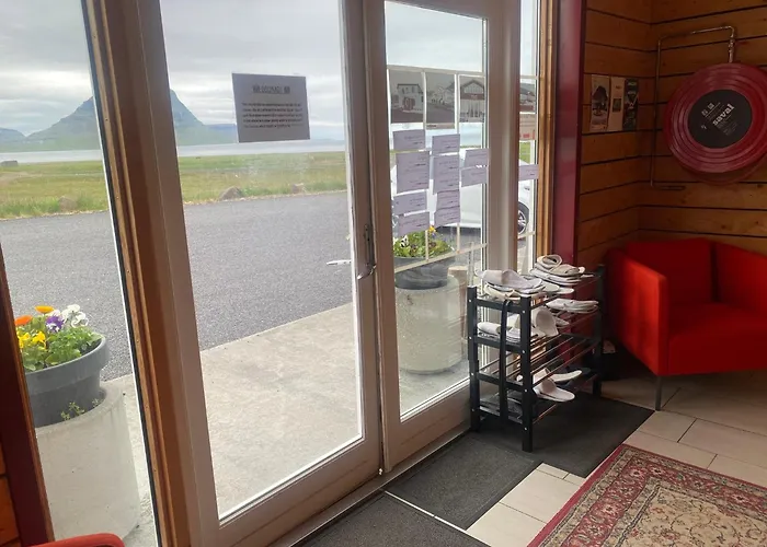 Kirkjufell Guesthouse And Apartments